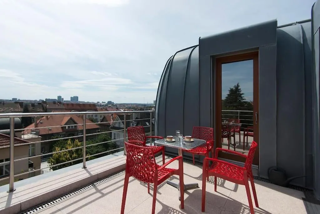 Willa Huge Luxury Central Prague Villa, 6 Beds And Baths, Terraces, Double Garage Czechy