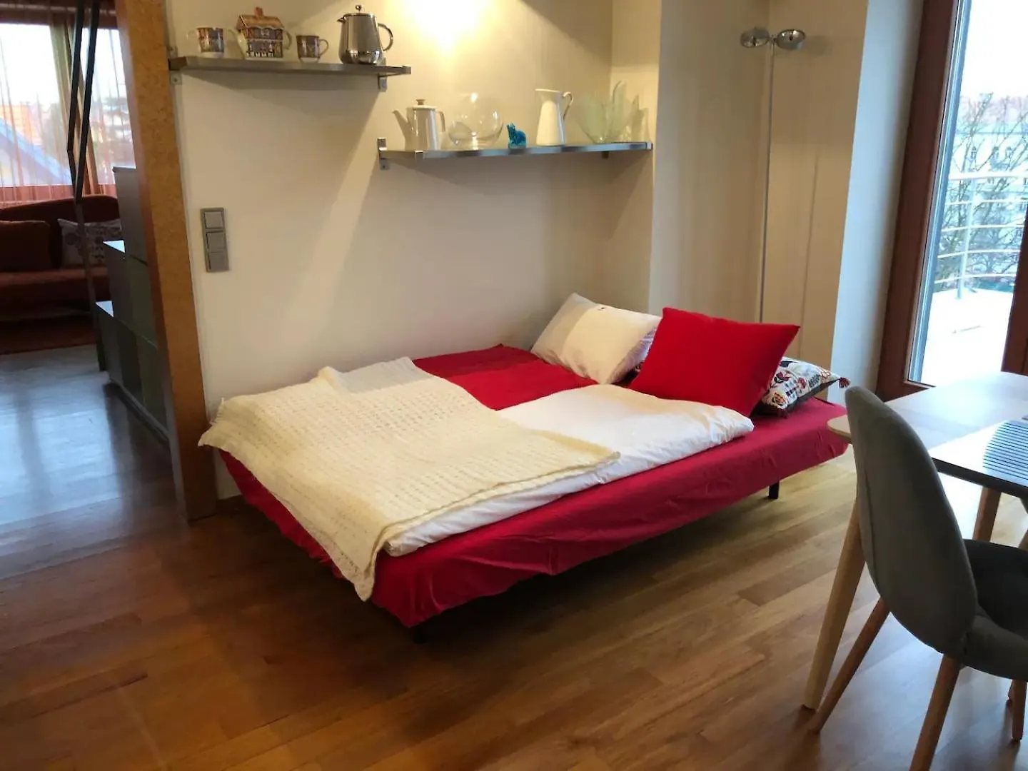 Huge Luxury Central Prague Villa, 6 Beds And Baths, Terraces, Double Garage Czechy