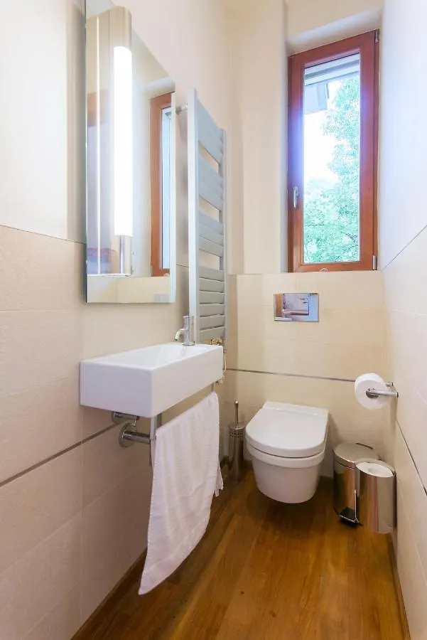 Huge Luxury Central Prague Villa, 6 Beds And Baths, Terraces, Double Garage 0*,